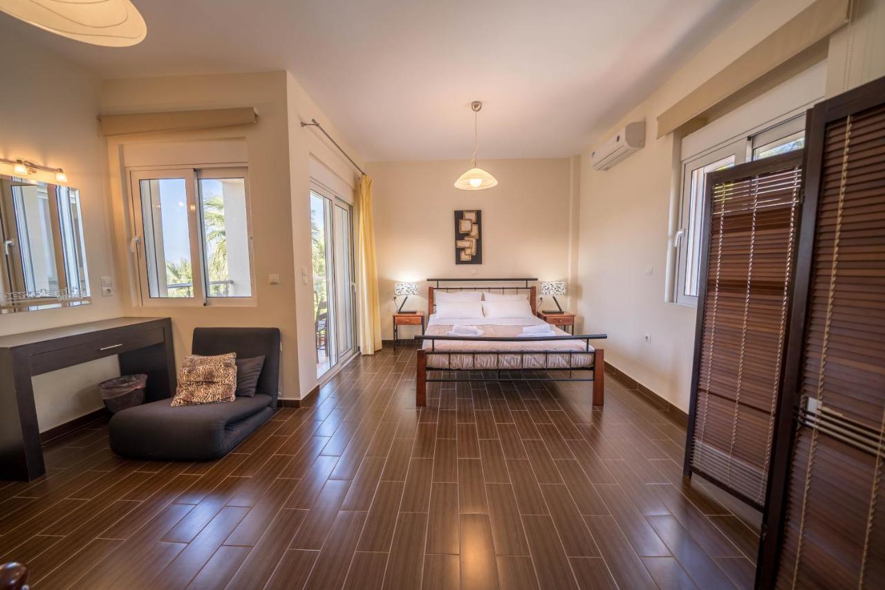 Meliades Villas Agia Marina  Exterior photo